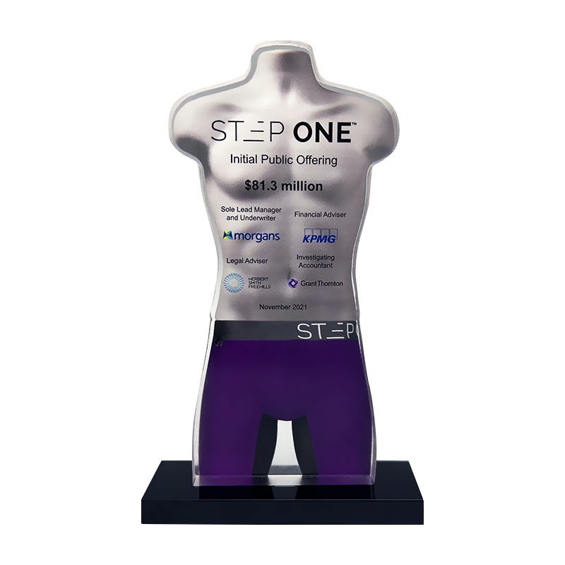 Mannequin-Themed Deal Tombstone